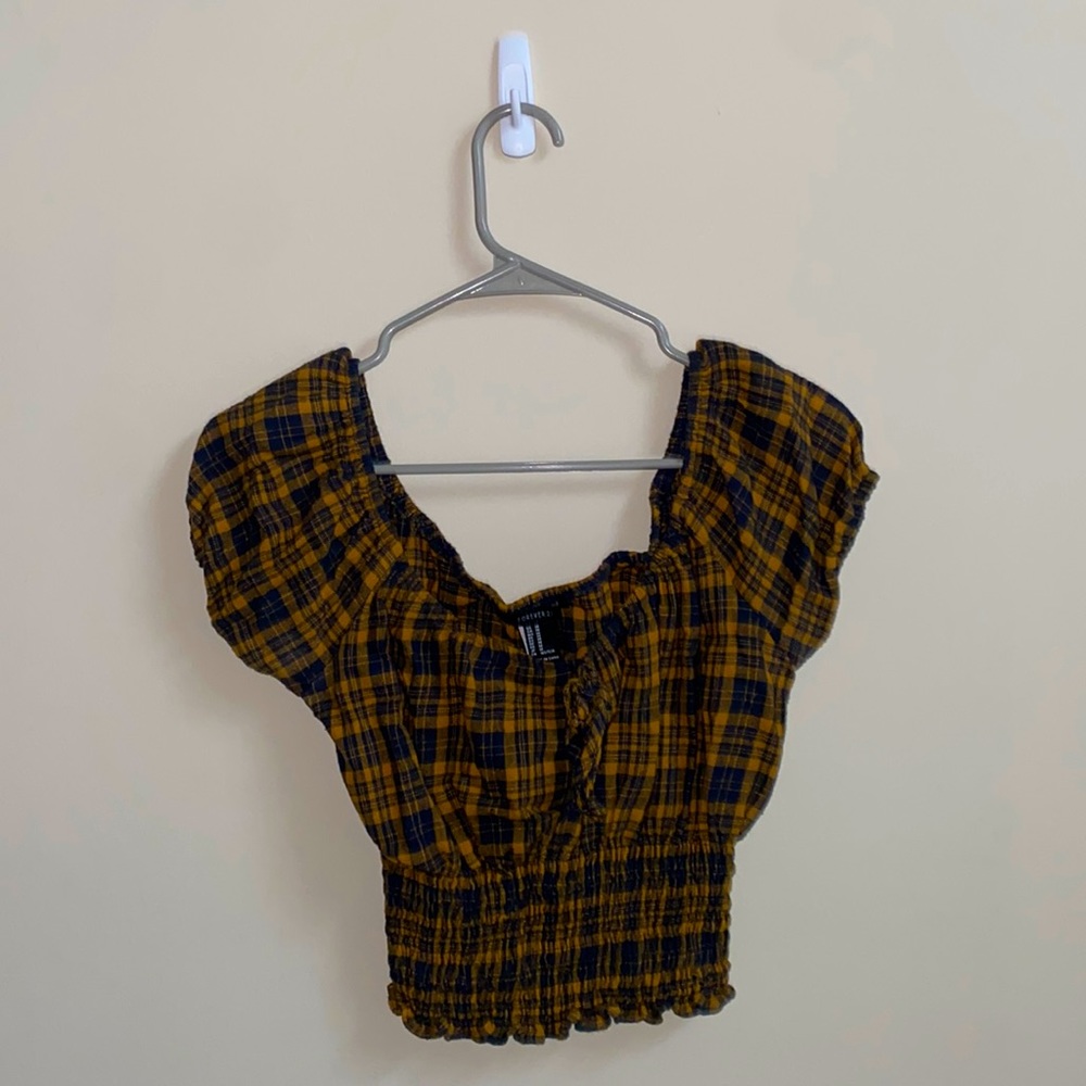 Forever 21 off the shoulder top, size medium